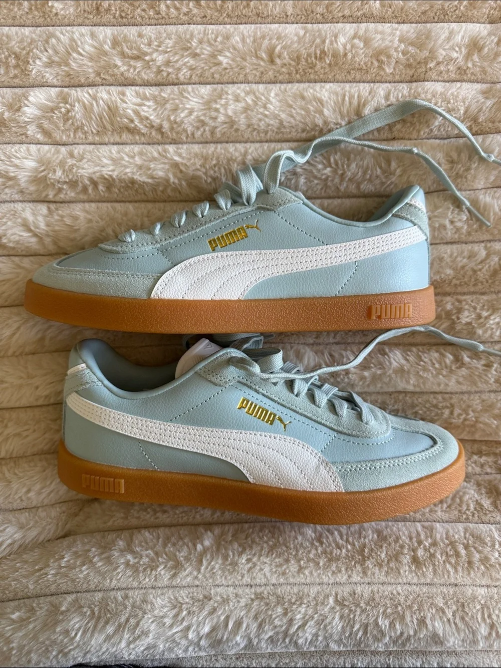 Puma Womens Light Blue White Suede Lace-Up Athletic Sneakers